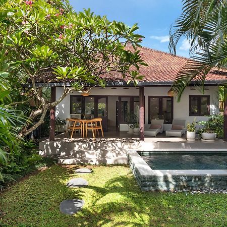 Twist And Shout Villa Seminyak Esterno foto