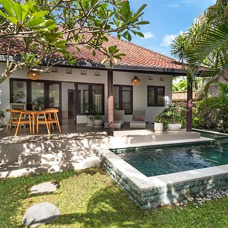 Twist And Shout Villa Seminyak Esterno foto